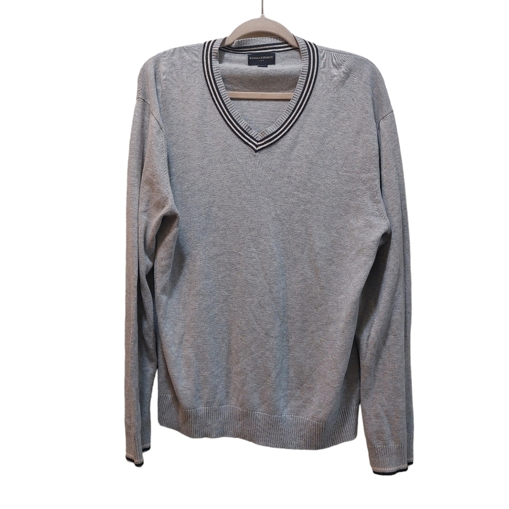 Banana Republic Mens Long Sleeve V-neck Sweater